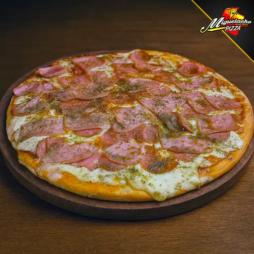 Pizza dos Embutidos a Elección