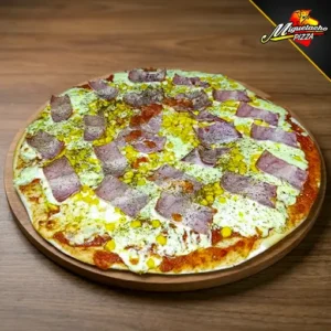 Pizza de Choclo, Tocino y Queso Mozzarella