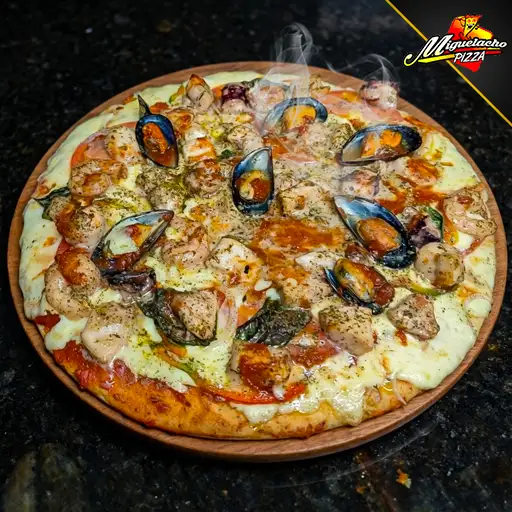 22 Mariscos Pizza de Mariscos