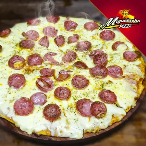 Pizza de Salami y Queso